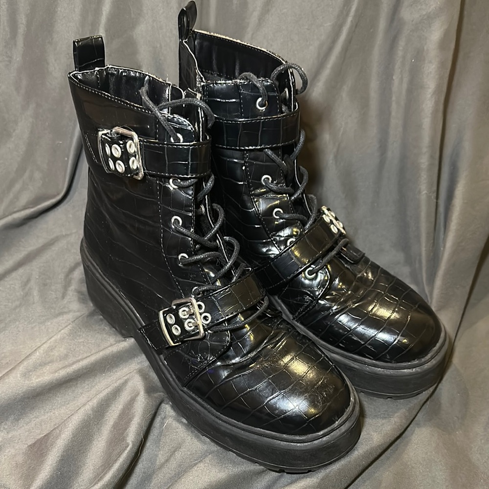 Black Croc-Embossed Women's Boots